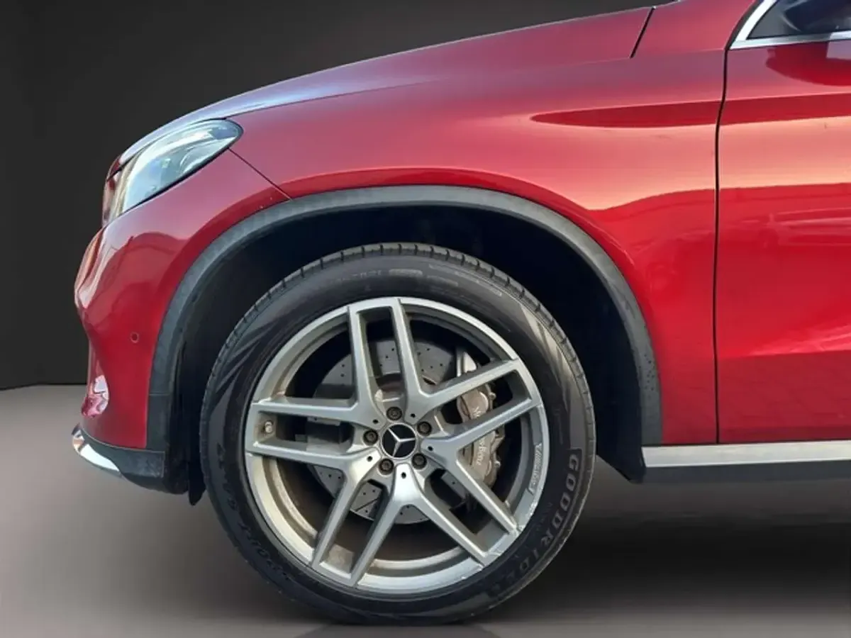 Gebraucht Mercedes GLE350 AMG 258 PS (189 kW) 2017 Hyacinthrot  metallicla (metallic) SUV