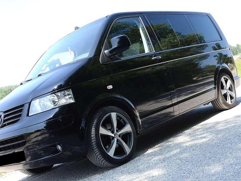 Gebraucht VW Multivan Comfortline 131 PS (96 kW) 2007 Schwarz Van / Kleinbus