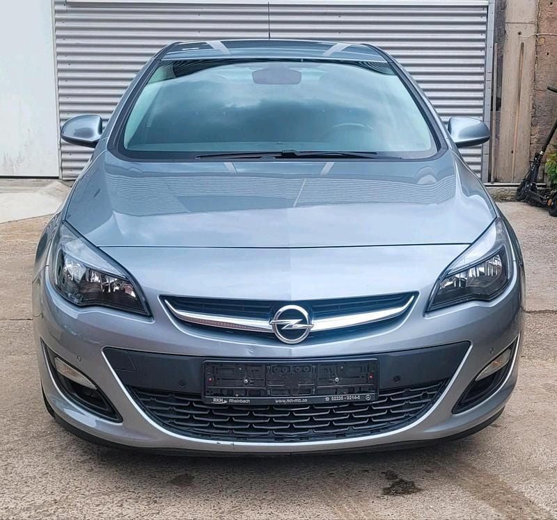 Blau Gebraucht 2012 Opel Astra Limousine | 4.390 € (Guter Preis) - Bild 1/4