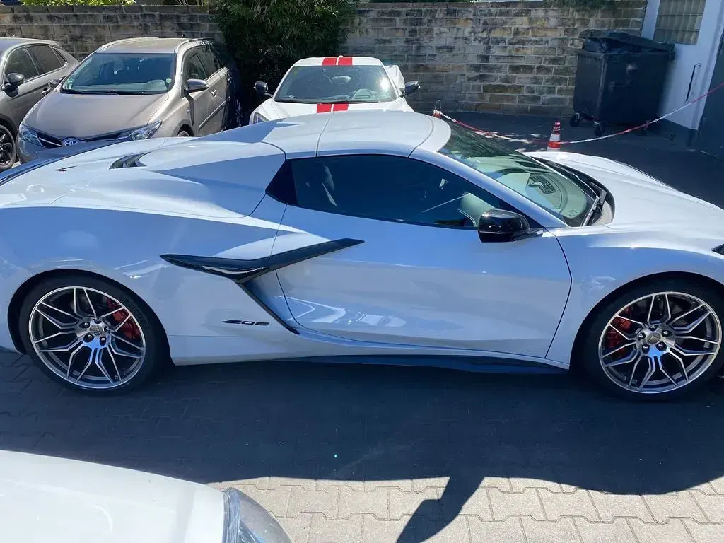 Neu Corvette Z06 646 PS (475 kW) 2025 Grau Cabrio