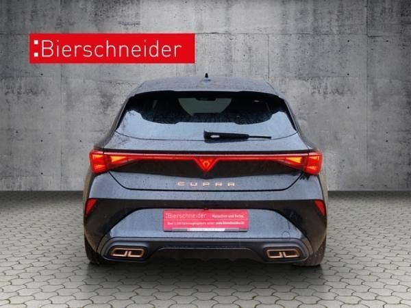 Neu Cupra Leon VZ 272 PS (200 kW) 2025 Schwarz (midnight schwarz) Limousine
