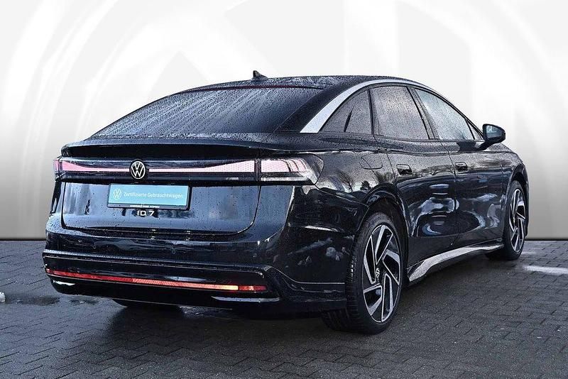 Gebraucht VW ID.7 Pro 210 kW (286 PS) 2023 Schwarz Kleinwagen