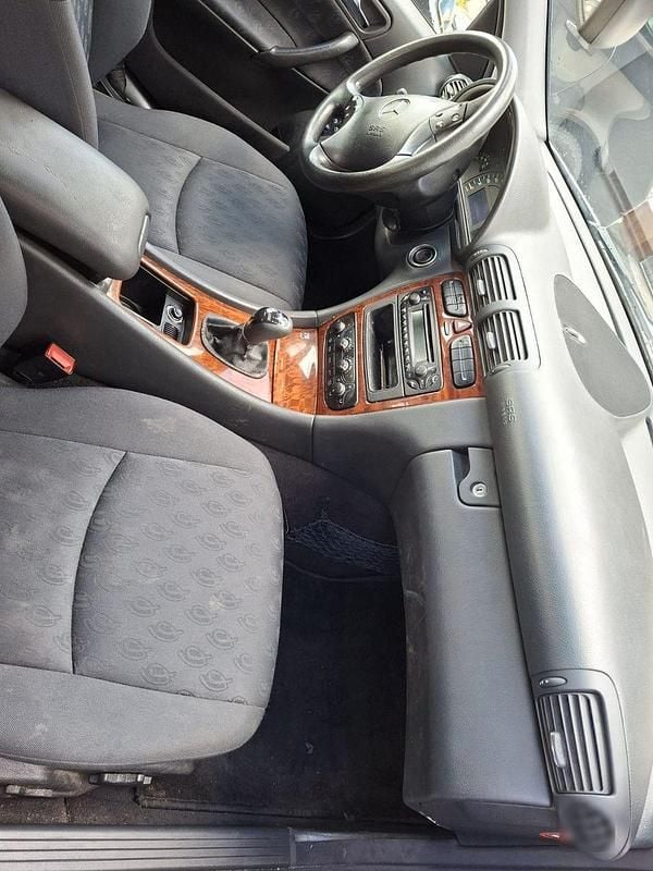 Gebraucht Mercedes C270 170 PS (125 kW) 2003 Silber Kombi