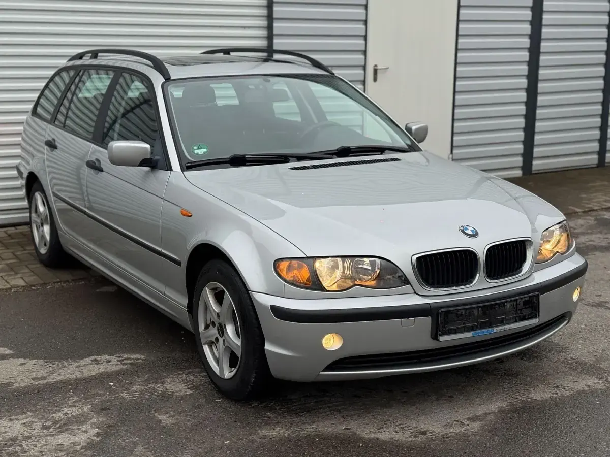 Gebraucht BMW 316 116 PS (85 kW) 2004 Silber Kombi