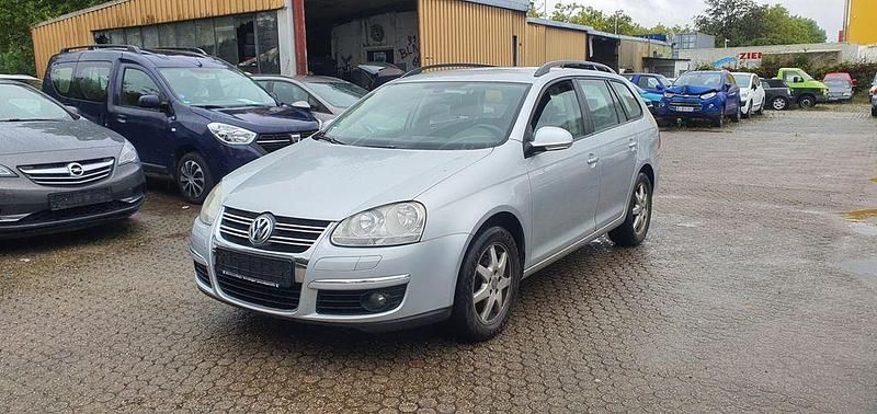 Gebraucht VW Golf VI Trendline 105 PS (77 kW) 2009 Silber Kleinwagen