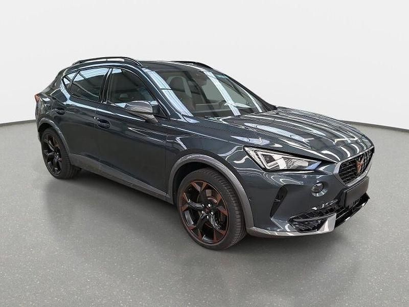 Gebraucht Cupra Formentor 150 PS (110 kW) 2022 Camouflage grün metallic SUV