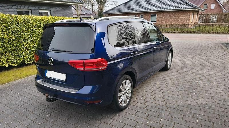 Gebraucht VW Touran Join 116 PS (85 kW) 2018 Blau Van / Kleinbus