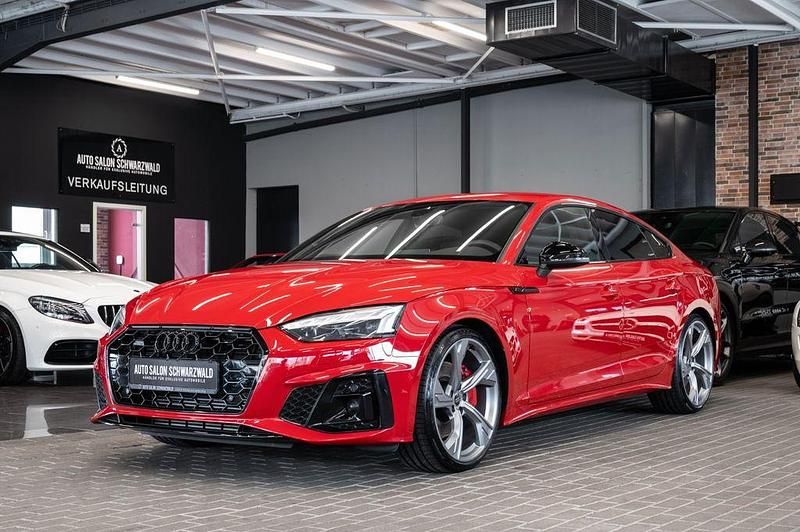 Gebraucht Audi A5 Competition 265 PS (194 kW) 2025 Rot Limousine