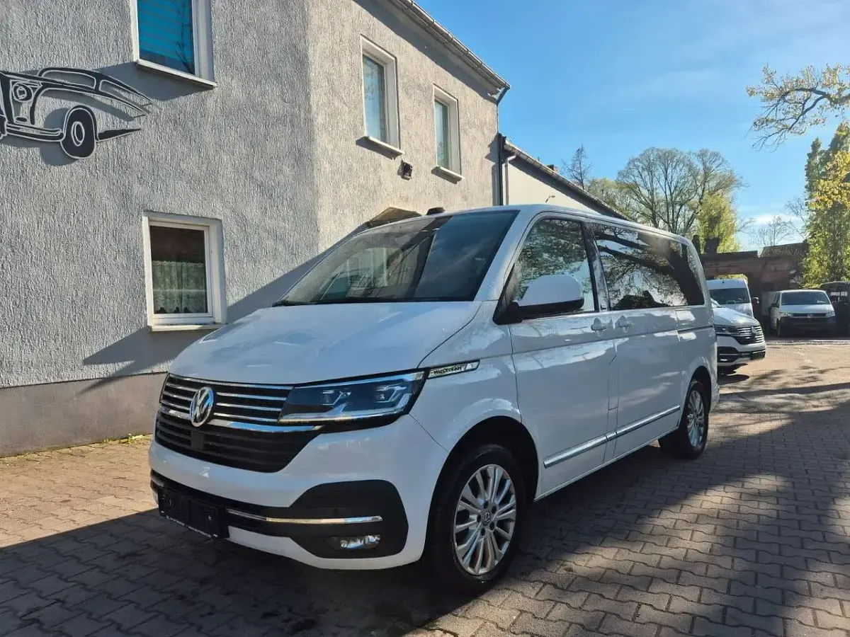 Second-hand VW Multivan 204 CP (150 kW) 2021 Alb Monovolum