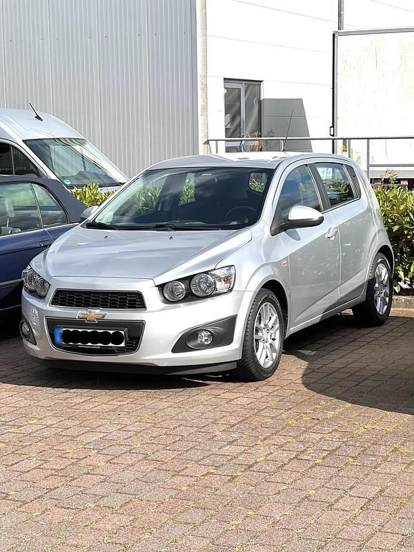 Gebraucht Chevrolet Aveo LTZ 116 PS (85 kW) 2012 Grau Limousine