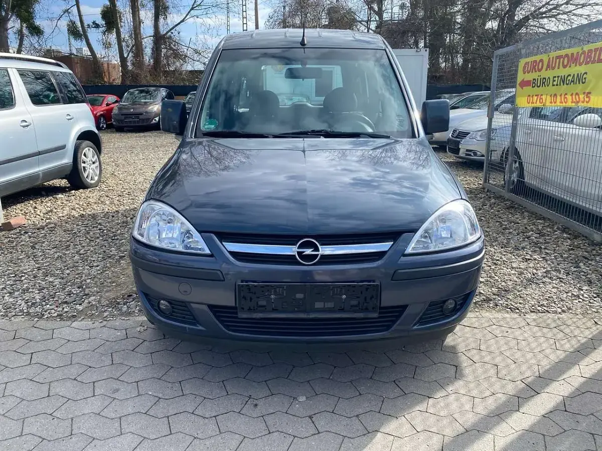 Gebraucht Opel Combo Edition 94 PS (69 kW) 2007 Metro m2 Van / Kleinbus