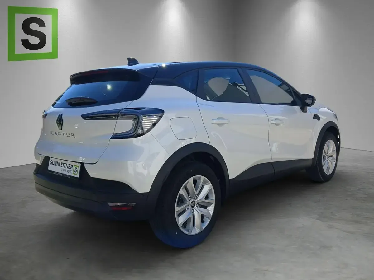 Używany Renault Captur Evolution 91 KM (66 kW) 2025 Biały SUV