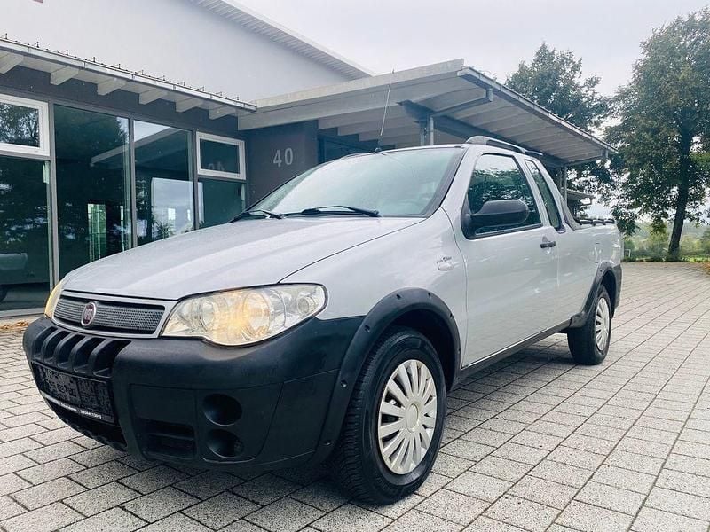 Silber Gebraucht 2009 Fiat Strada SUV | 3.950 € (Superpreis) - Bild 1/4