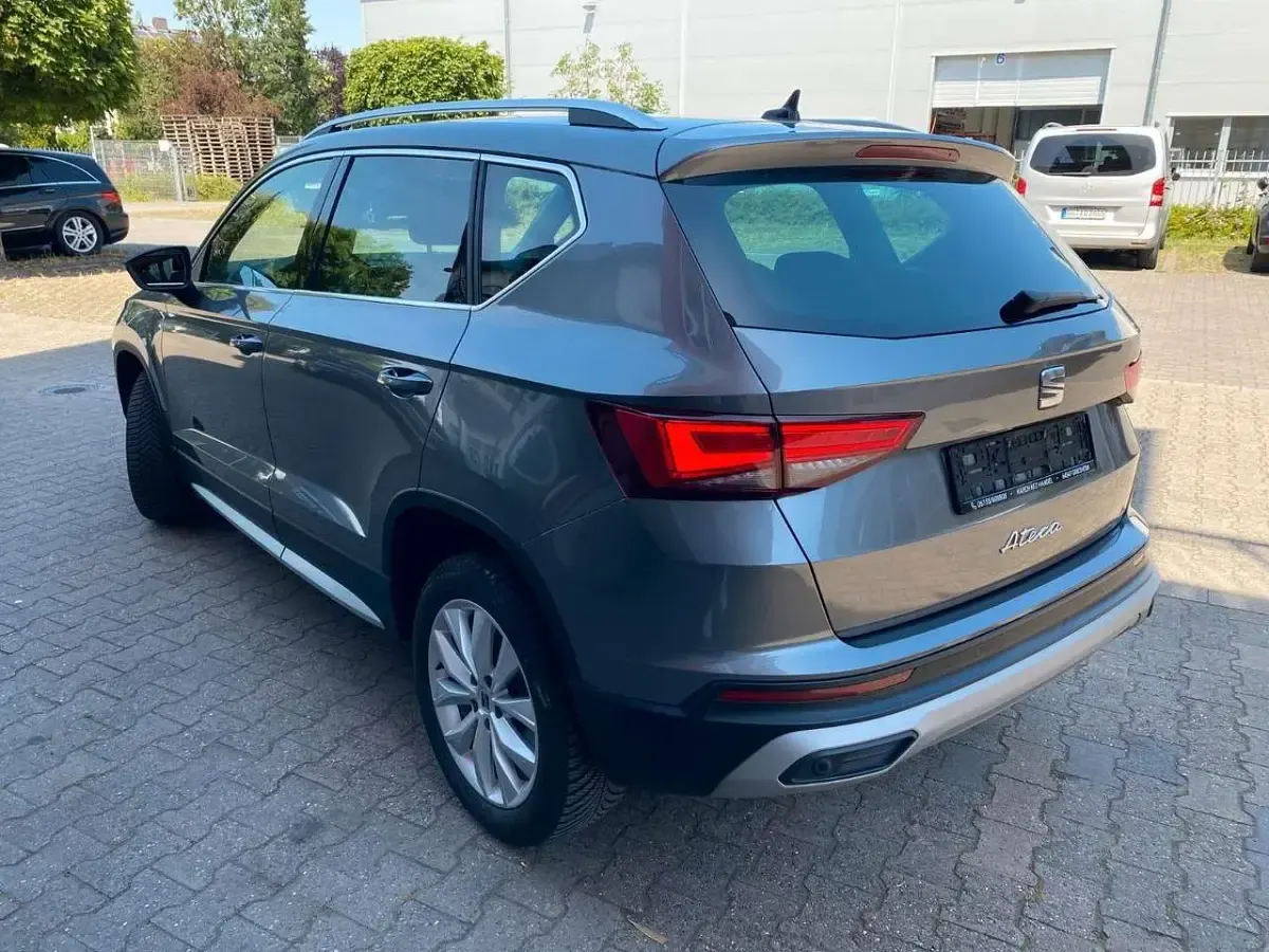 Gebraucht Seat Ateca Beats 150 PS (110 kW) 2024 Grau SUV