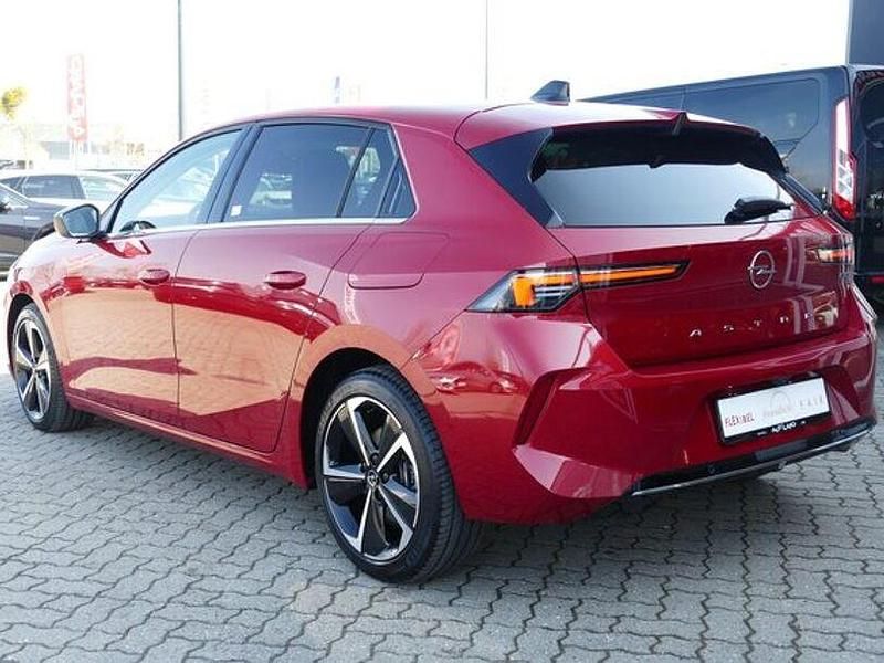 Gebraucht Opel Astra 179 PS (131 kW) 2023 Rot Limousine
