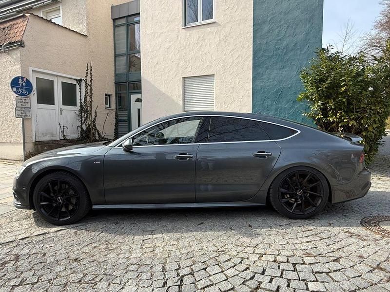 Gebraucht Audi A7 Ambiente 320 PS (235 kW) 2015 Grau Kleinwagen