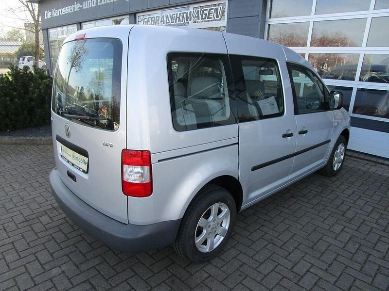 Gebraucht VW Caddy Life 80 PS (58 kW) 2009 Silber Van / Kleinbus