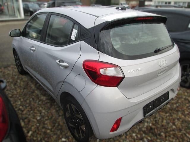 Neu Hyundai i10 Trend 63 PS (46 kW) 2025 Grau Kleinwagen