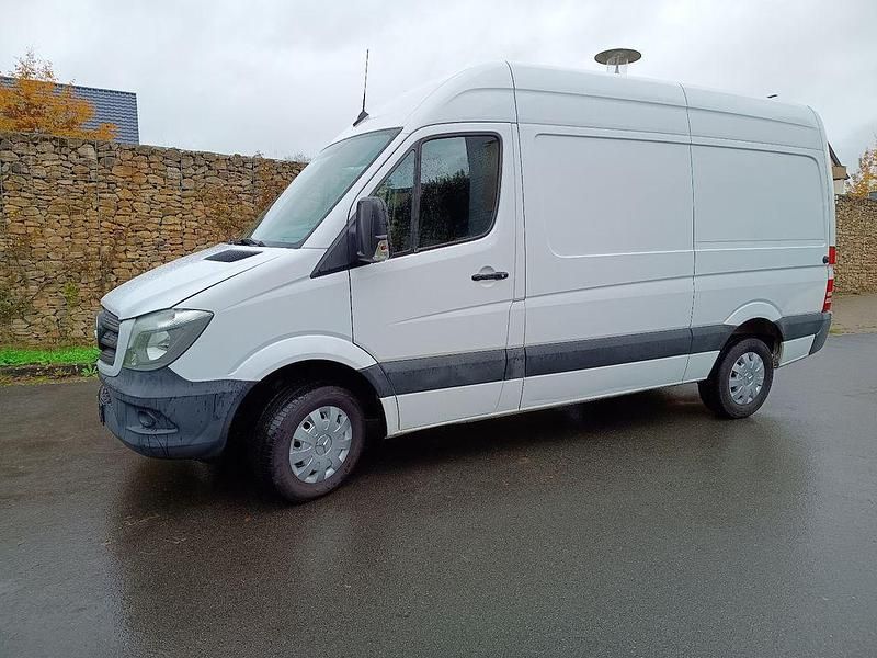 Weiß Gebraucht 2018 Mercedes Sprinter Van | 16.900 € (Etwas zu teuer) - Bild 1/4