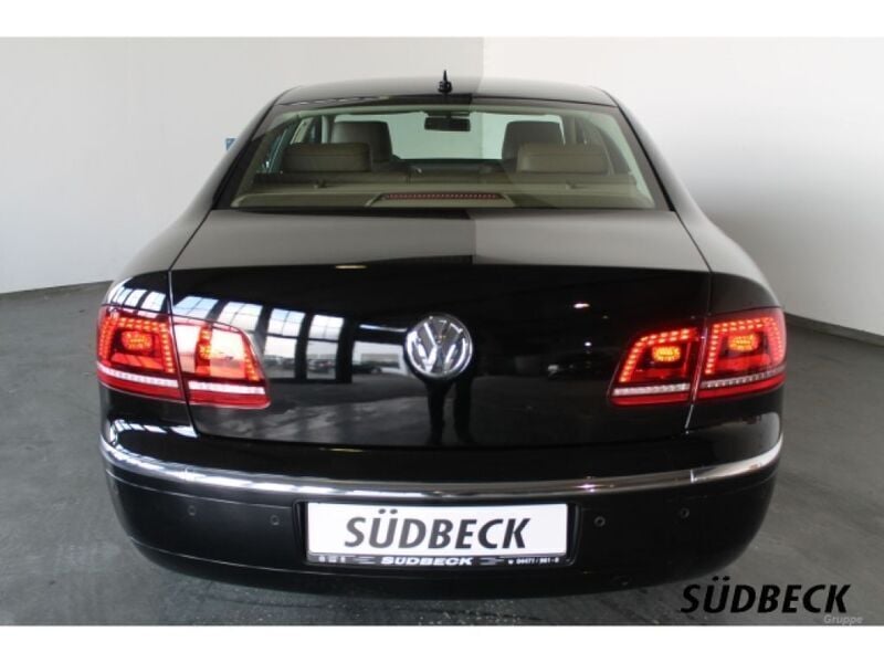 Usata VW Phaeton 245 CV (180 kW) 2015 Nero Berlina