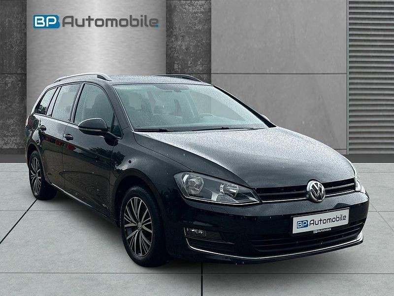 Schwarz Gebraucht 2016 VW Golf VII Allstar Kombi | 11.990 € (Fairer Preis) - Bild 1/4