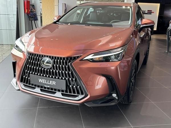 Rot (kupferrot) Neu 2025 Lexus NX450h+ Executive Line SUV | 53.950 € (Superpreis) - Bild 1/4