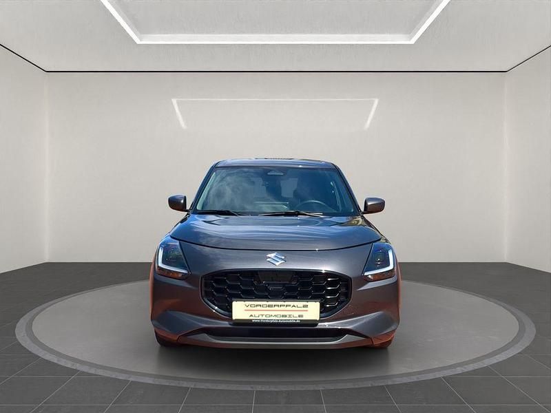 Gebraucht Suzuki Swift Comfort+ 83 PS (61 kW) 2025 Grau Kleinwagen