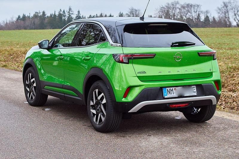 Gebraucht Opel Mokka-e Elegance 100 kW (136 PS) 2023 Grün SUV