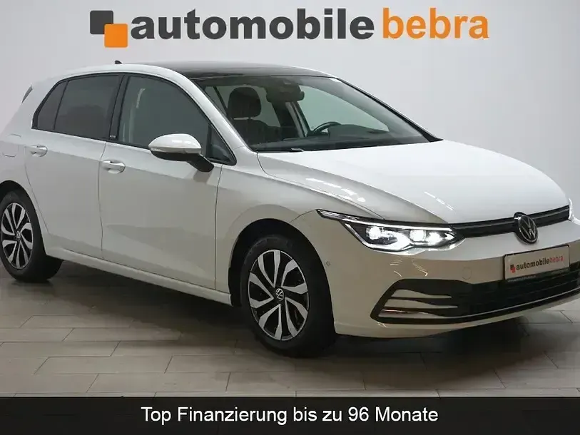 Occasion VW Golf VIII Active 150 ch (110 kW) 2022 Blanc Berline