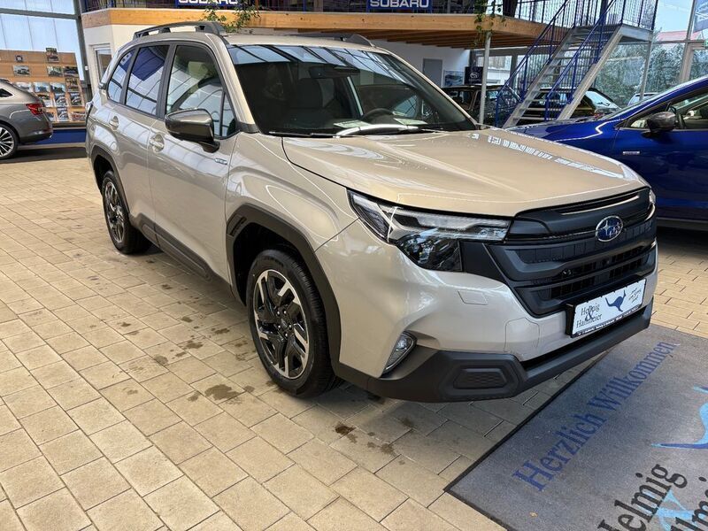 Gold Neu 2025 Subaru Forester Active SUV | 41.700 € (Guter Preis) - Bild 1/4