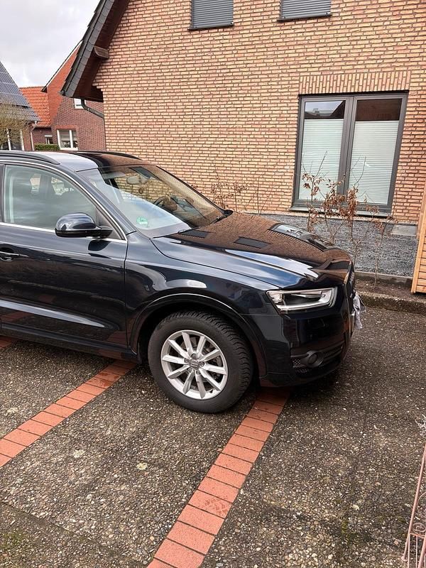Gebraucht Audi Q3 170 PS (125 kW) 2012 Blau SUV