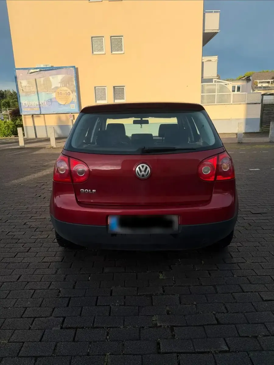 Gebraucht VW Golf IV 75 PS (55 kW) 2004 Rot Limousine