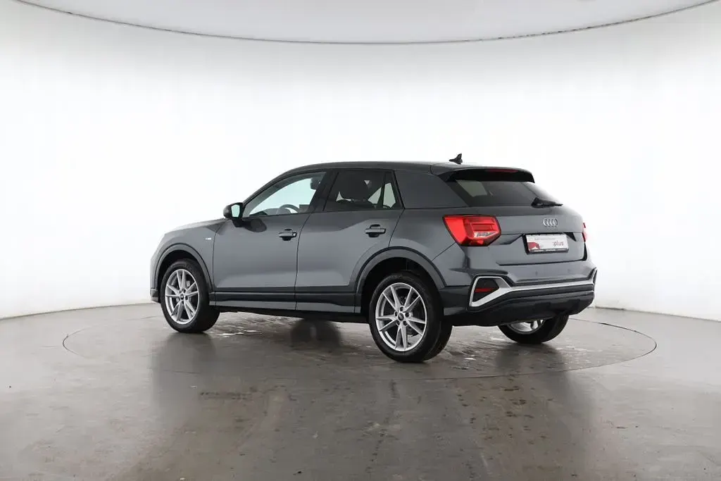 Gebraucht Audi Q2 S-Line 116 PS (85 kW) 2025 Daytonagrau perleffekt SUV