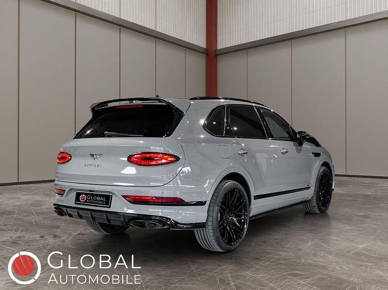 Gebraucht Bentley Bentayga 551 PS (405 kW) 2023 Grau SUV