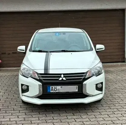 Gebraucht Mitsubishi Space Star 71 PS (52 kW) 2021 Weiß Kleinwagen