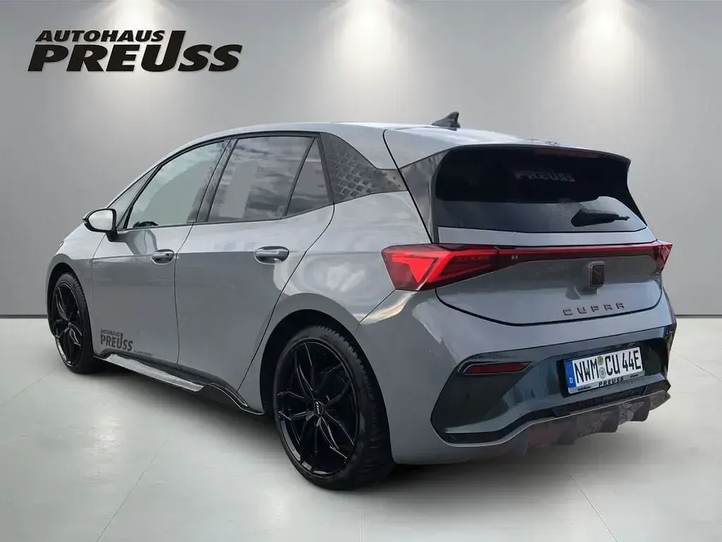 Gebraucht Cupra Born 150 kW (204 PS) 2024 Vaporgrau Kleinwagen