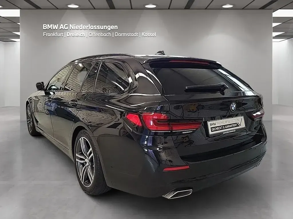 Gebraucht BMW 520 190 PS (139 kW) 2023 Schwarz Limousine