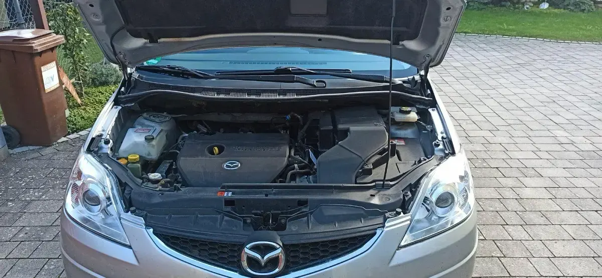 Gebraucht Mazda 5 146 PS (107 kW) 2010 Silber Van / Kleinbus