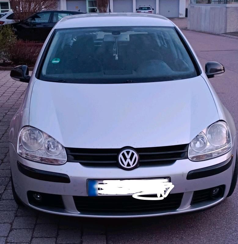 Gebraucht VW Golf V 106 PS (77 kW) 2004 Silber Kleinwagen