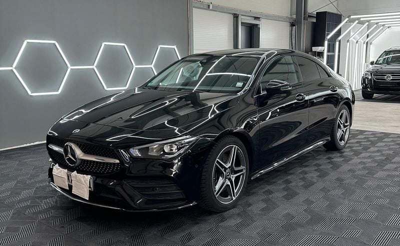 Schwarz Gebraucht 2019 Mercedes CLA200 AMG Limousine | 25.900 € (Fairer Preis) - Bild 1/4