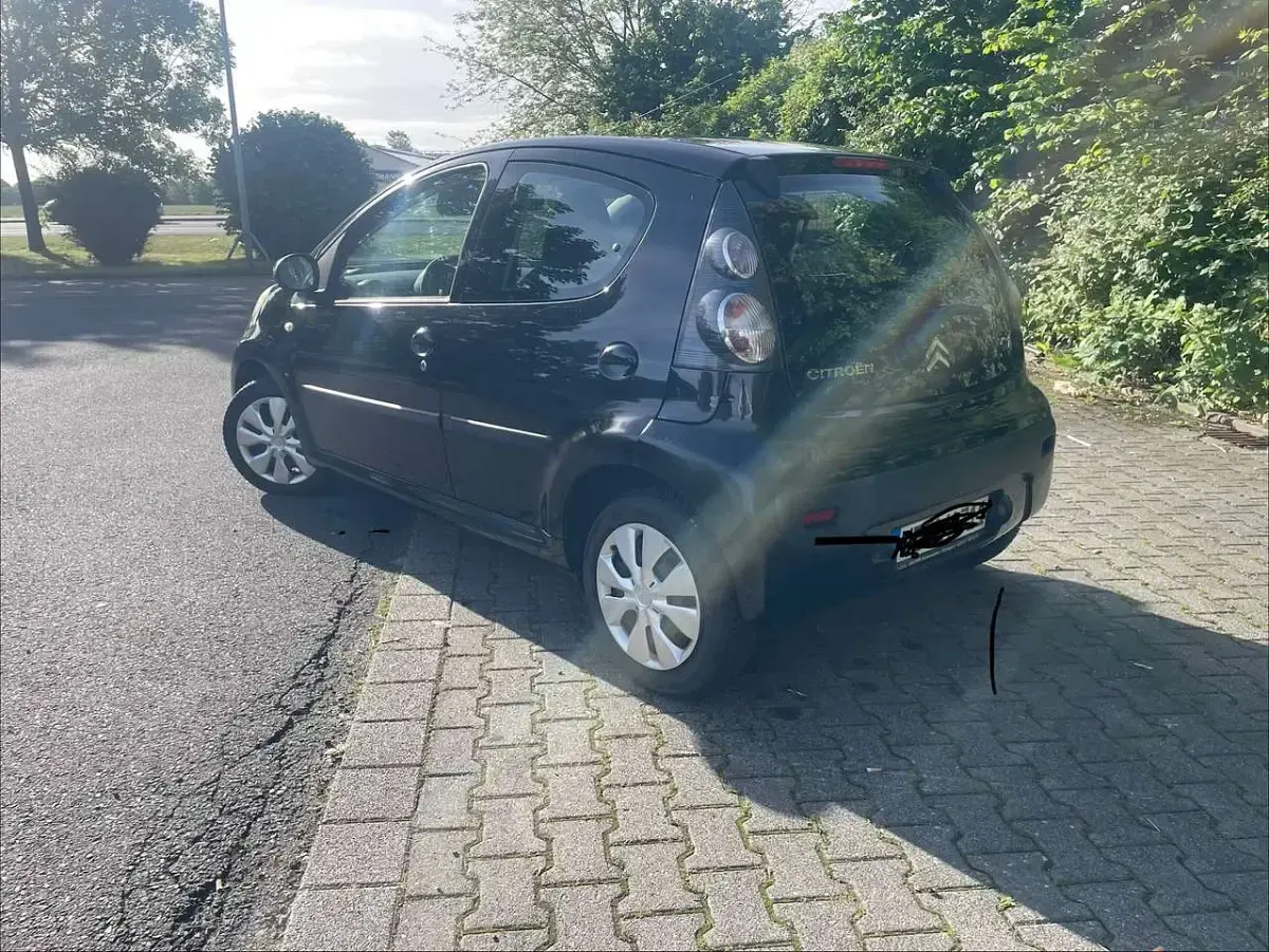 Gebraucht Citroën C1 Style 68 PS (50 kW) 2010 Schwarz Kleinwagen
