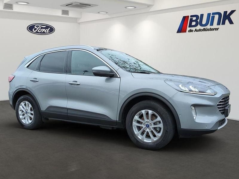 Gebraucht Ford Kuga Titanium 224 PS (164 kW) 2022 Solar silver met SUV