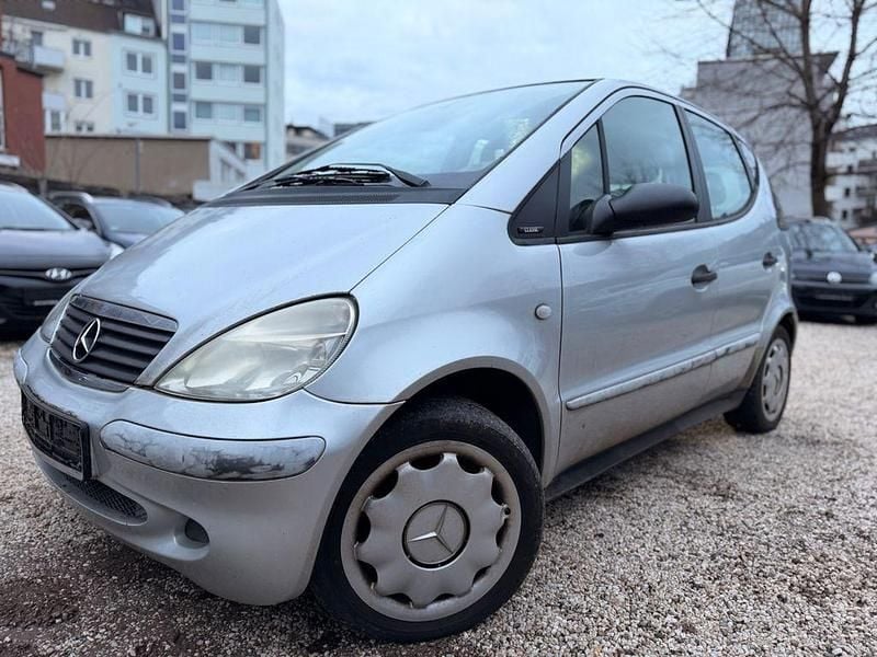 Silber Gebraucht 2001 Mercedes A160 Limousine | 950 € (Fairer Preis) - Bild 1/4