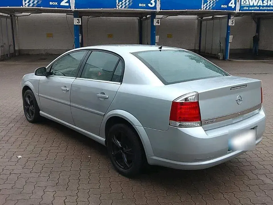 Gebraucht Opel Vectra 140 PS (102 kW) 2007 Grau Limousine
