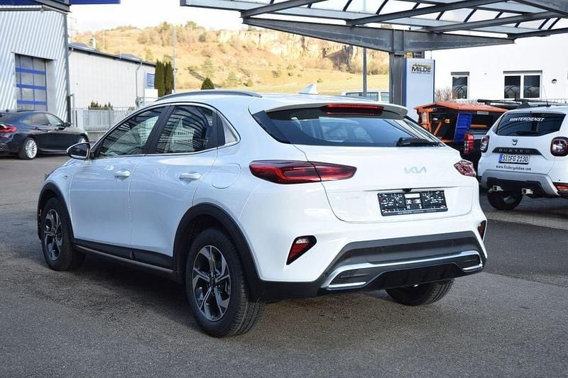 Neu Kia XCeed 150 PS (110 kW) 2025 Pentametall SUV