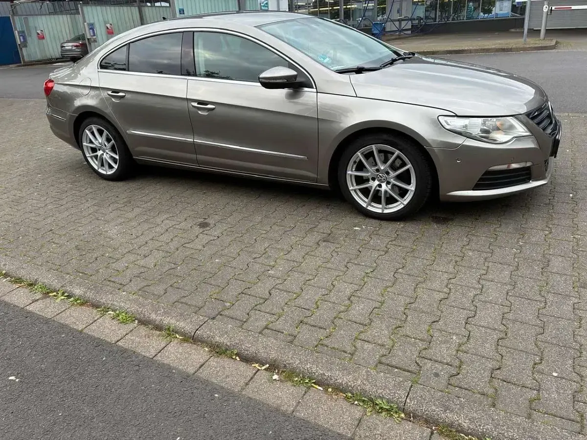 Gebraucht VW Passat 170 PS (125 kW) 2008 Silber Coupé