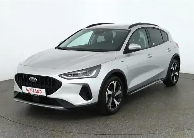 Second-hand Ford Focus Active 125 CP (91 kW) 2023 Argintiu Berlinǎ