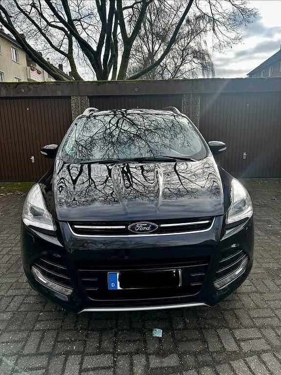 Gebraucht Ford Kuga Titanium 150 PS (110 kW) 2013 Schwarz SUV