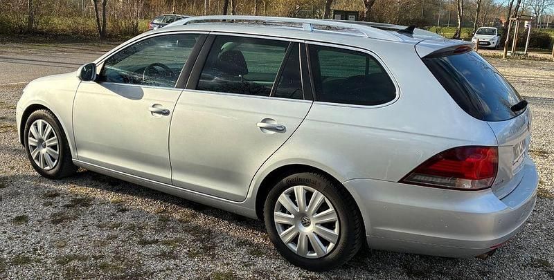 Gebraucht VW Golf VII Highline 140 PS (102 kW) 2012 Silber Kombi