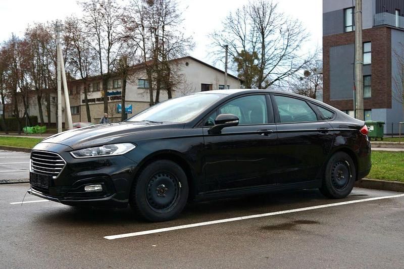 Gebraucht Ford Mondeo 165 PS (121 kW) 2019 Schwarz Limousine